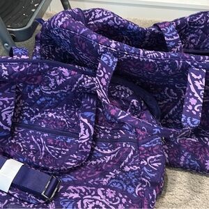 NWOT VERA BRADLEY PAISLEY AMETHYST TRAVEL SET